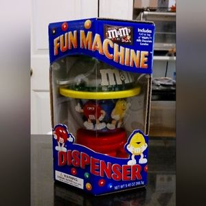 M&M CANDY DISPENSER